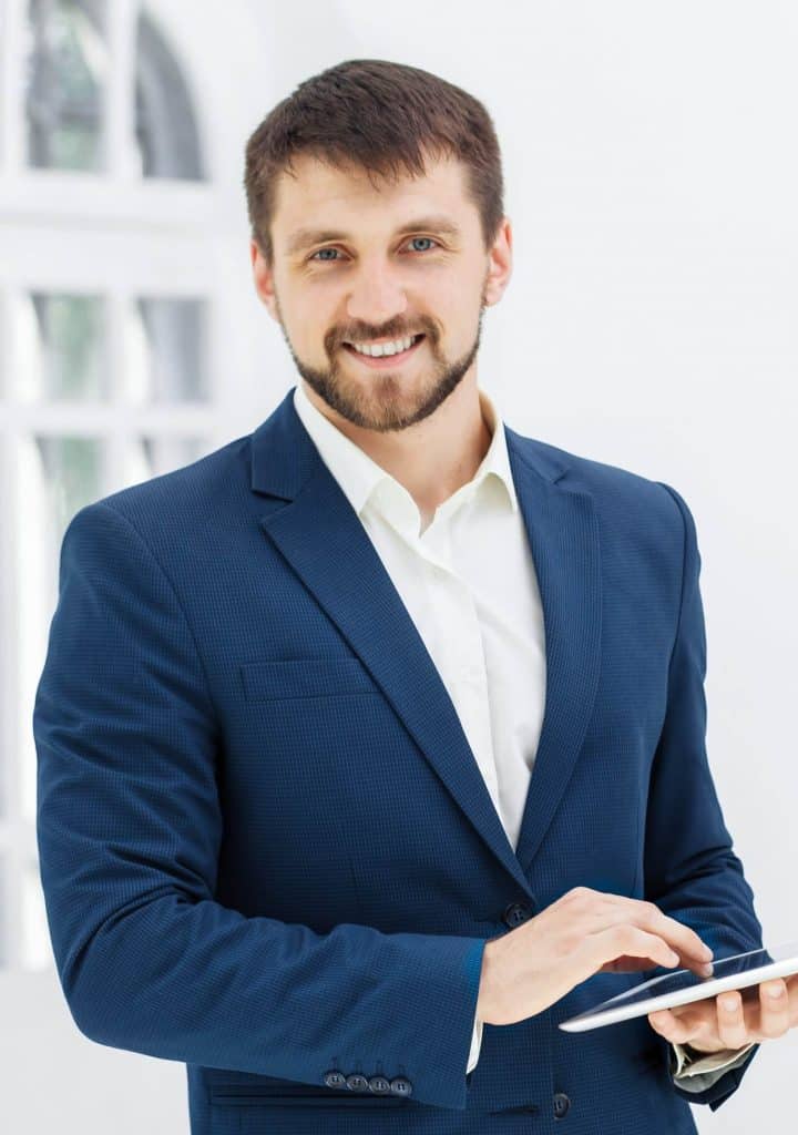 ADVANTAGES OF LIMITED LIABILITY PARTNERSHIP - Infinity Compliance